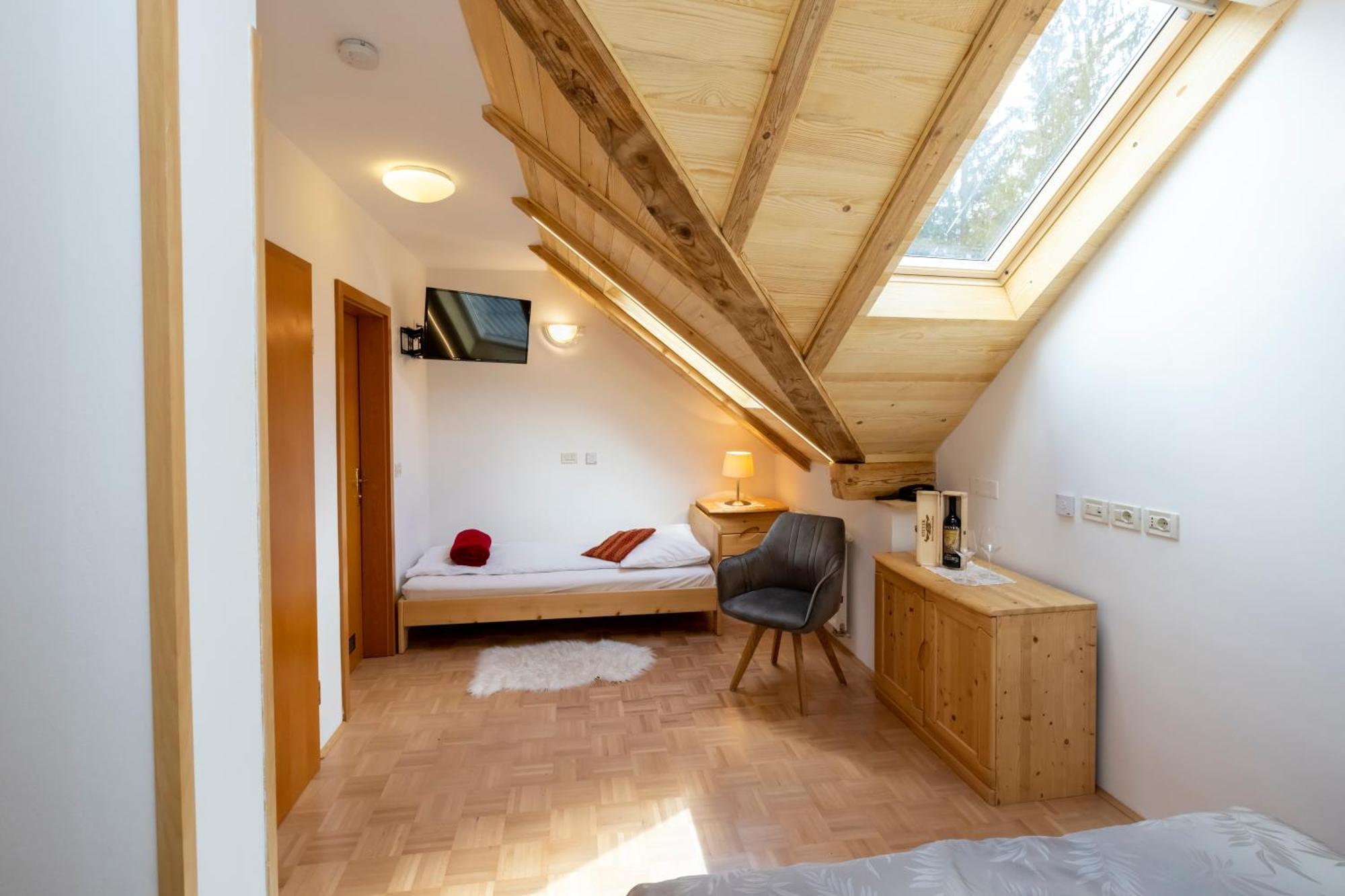 Art Hotel Kristal Bohinj Ngoại thất bức ảnh