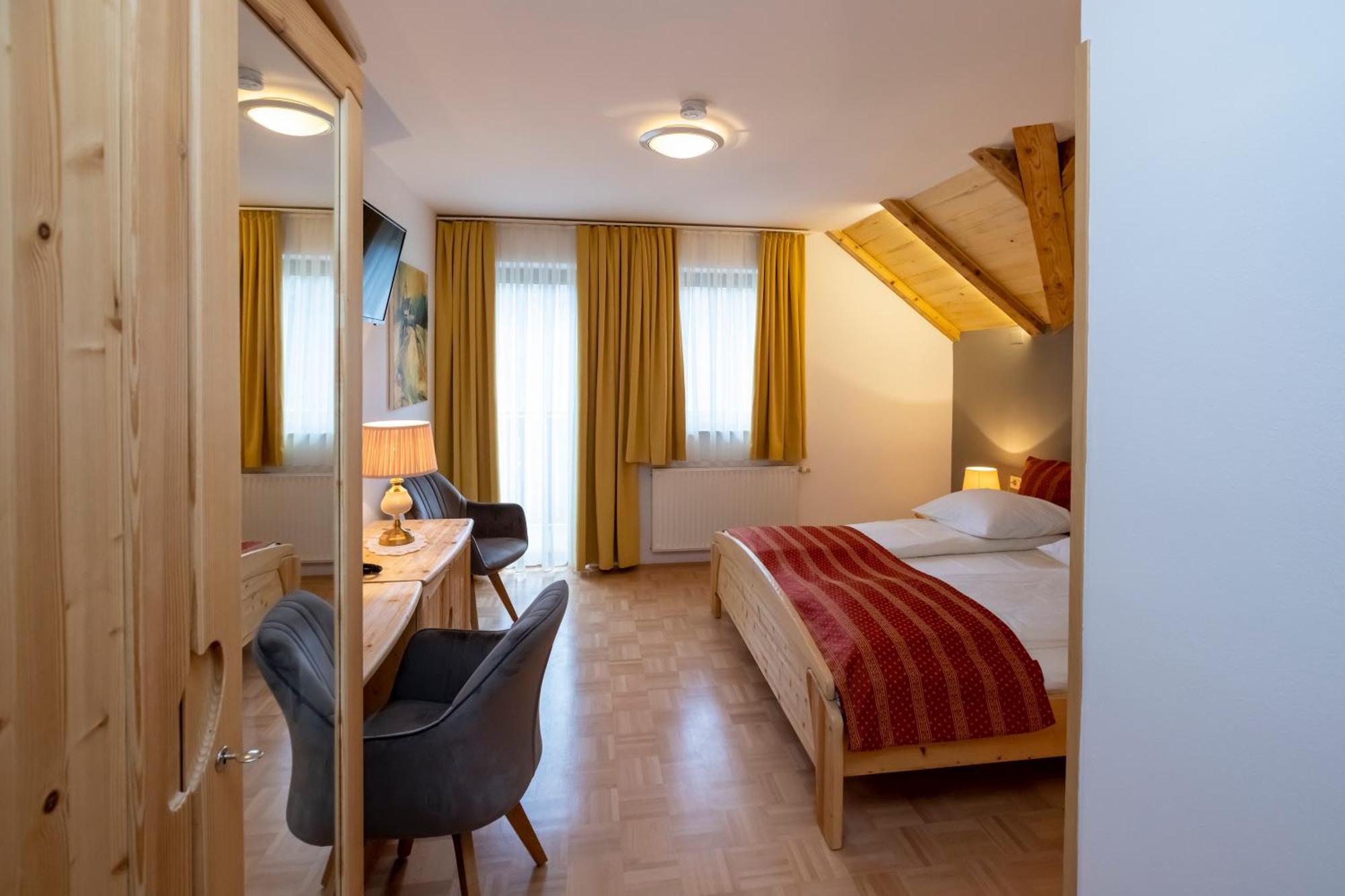 Art Hotel Kristal Bohinj Ngoại thất bức ảnh
