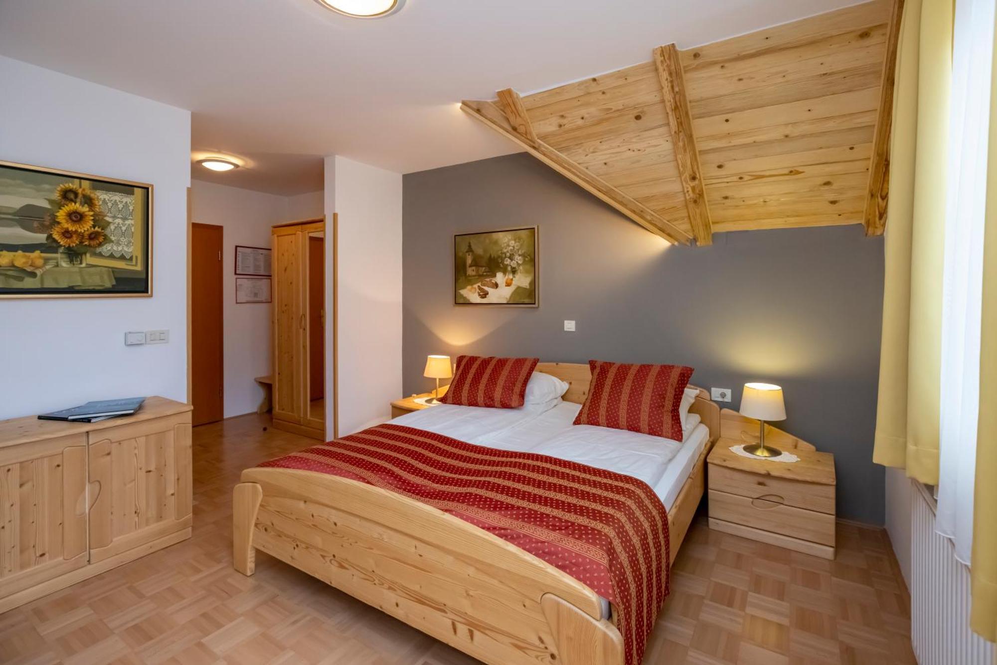 Art Hotel Kristal Bohinj Ngoại thất bức ảnh