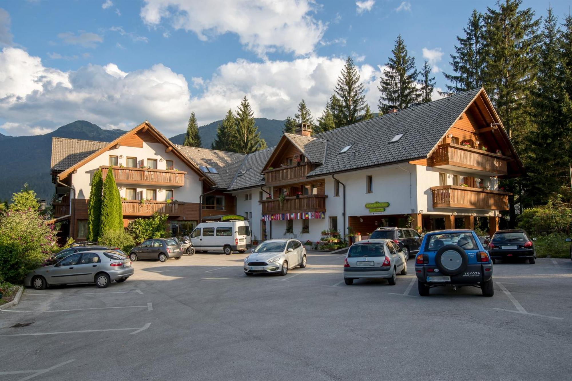 Art Hotel Kristal Bohinj Ngoại thất bức ảnh
